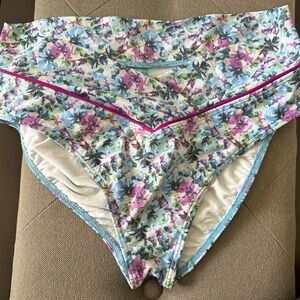 Sunsets Full Coverage Swim Bottom Floral Large